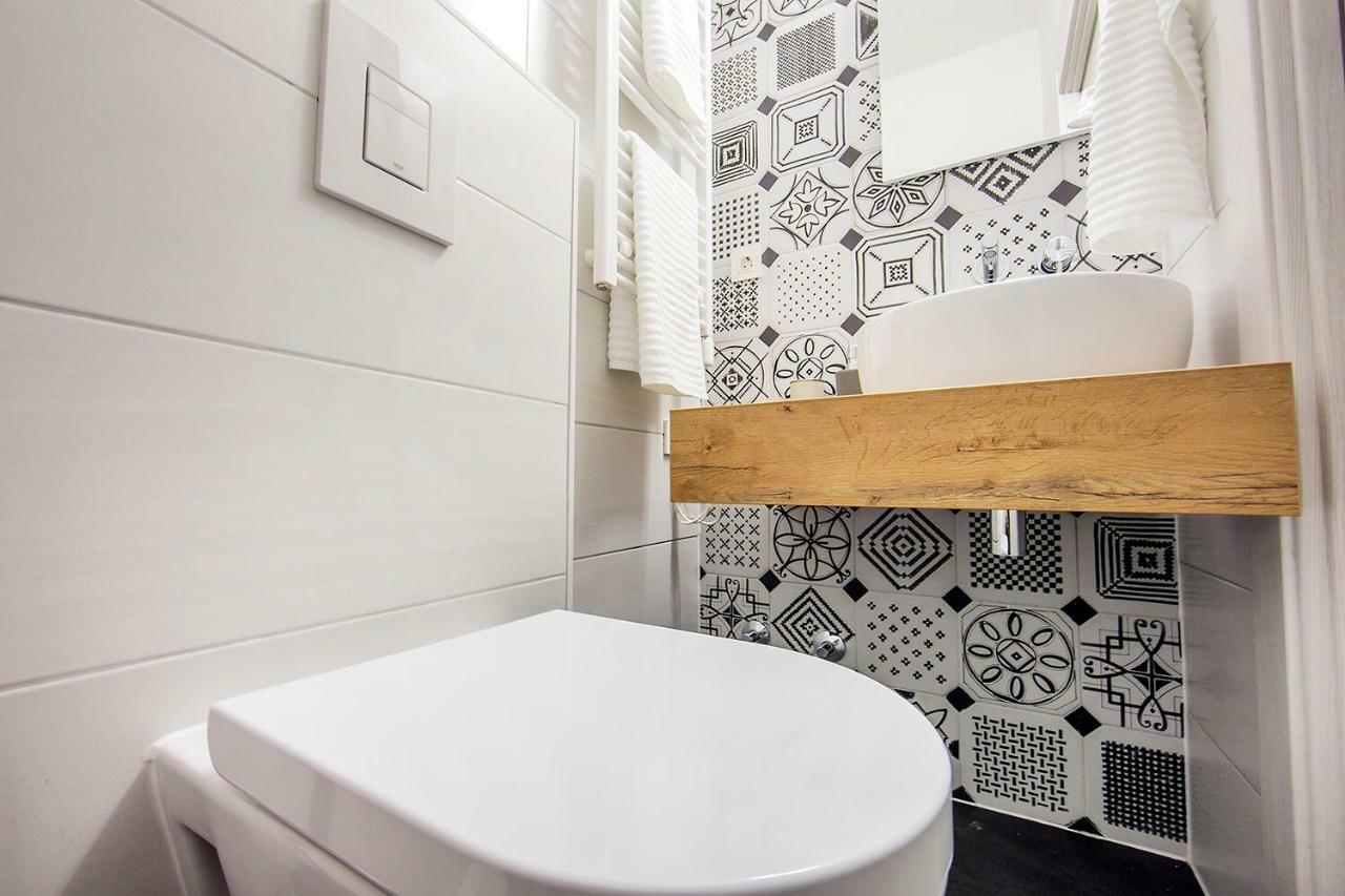 Rooms Nela Split Exterior foto
